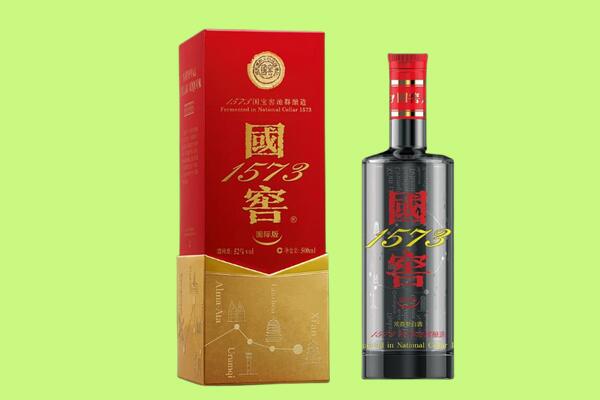 伊犁巩留县回收国窖1573.jpg